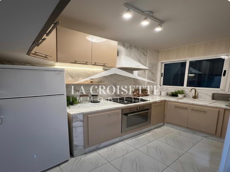 Duplex meublé S+2 avec vue sur mer à La Marsa